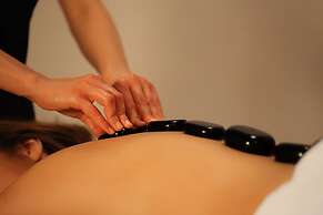 Queen Boutique Hotel