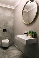 Queen Boutique Hotel