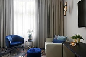 Queen Boutique Hotel