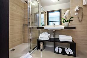 Queen Boutique Hotel