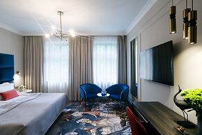 Queen Boutique Hotel