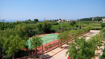 Apollonion Asterias Resort and Spa