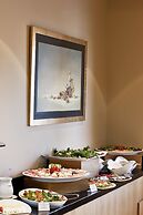 Apollonion Asterias Resort and Spa