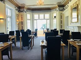 Luccombe Manor Country House Hotel
