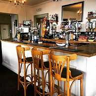 Harrow Lodge Hotel