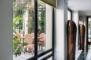 Avra City Boutique Hotel