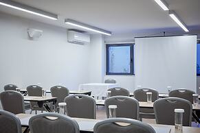 Avra City Boutique Hotel