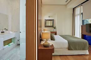 Avra City Boutique Hotel