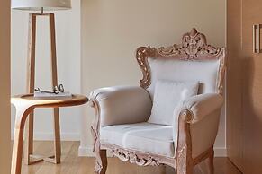 Avra City Boutique Hotel