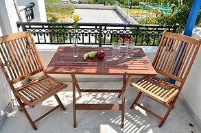 Rena Valetta Studios