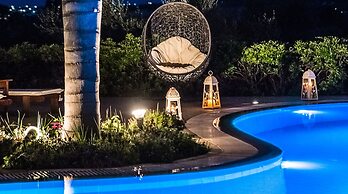 Colonides Beach Hotel