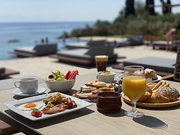 Colonides Beach Hotel