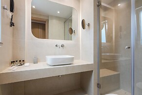 Colonides Beach Hotel