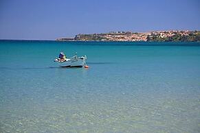 Colonides Beach Hotel