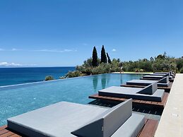 Colonides Beach Hotel