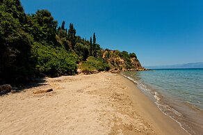 Colonides Beach Hotel