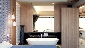 Colonides Beach Hotel