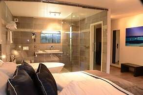 Abalona Hotel & Apartments