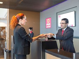 Aparthotel Adagio Abu Dhabi Al Bustan