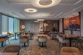 DoubleTree by Hilton Lyon Eurexpo & Spa