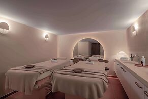 DoubleTree by Hilton Lyon Eurexpo & Spa