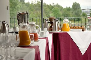 DoubleTree by Hilton Lyon Eurexpo & Spa