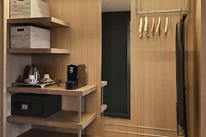 DoubleTree by Hilton Lyon Eurexpo & Spa