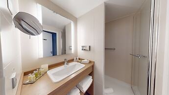 DoubleTree by Hilton Lyon Eurexpo & Spa