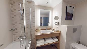 DoubleTree by Hilton Lyon Eurexpo & Spa