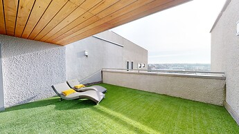 DoubleTree by Hilton Lyon Eurexpo & Spa
