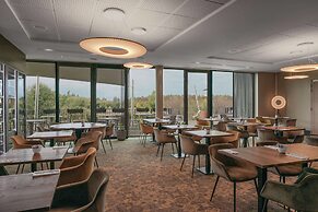 DoubleTree by Hilton Lyon Eurexpo & Spa