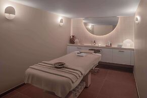 DoubleTree by Hilton Lyon Eurexpo & Spa