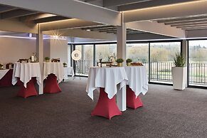 DoubleTree by Hilton Lyon Eurexpo & Spa