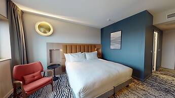 DoubleTree by Hilton Lyon Eurexpo & Spa