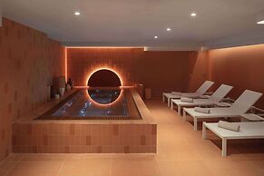 DoubleTree by Hilton Lyon Eurexpo & Spa
