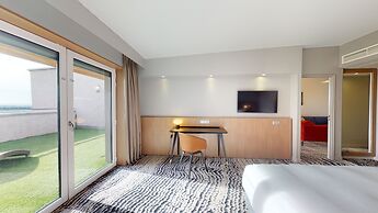 DoubleTree by Hilton Lyon Eurexpo & Spa