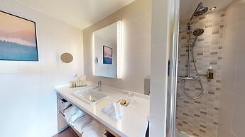 DoubleTree by Hilton Lyon Eurexpo & Spa