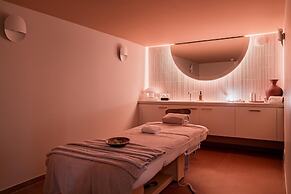 DoubleTree by Hilton Lyon Eurexpo & Spa