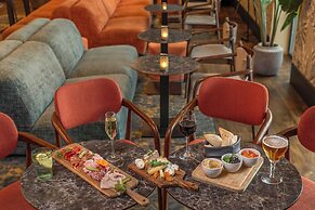 DoubleTree by Hilton Lyon Eurexpo & Spa