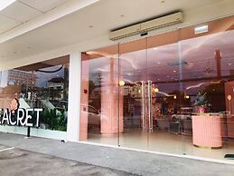 The Sea - Cret Hua Hin