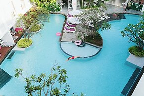 The Sea - Cret Hua Hin