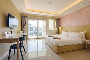 The Sea - Cret Hua Hin