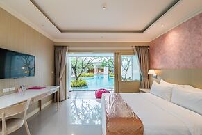 The Sea - Cret Hua Hin
