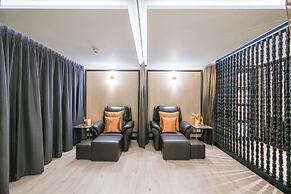 The Sea - Cret Hua Hin