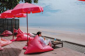 The Sea - Cret Hua Hin