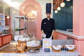 The Sea - Cret Hua Hin