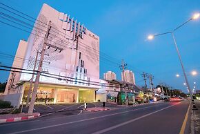 The Sea - Cret Hua Hin