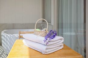 The Sea - Cret Hua Hin