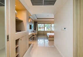 The Sea - Cret Hua Hin