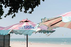 The Sea - Cret Hua Hin